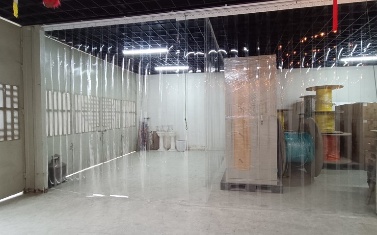 Rèm Nhựa PVC Trong suốt ngăn lạnh MALIAZ Homes - Hotline 0855 111 944
